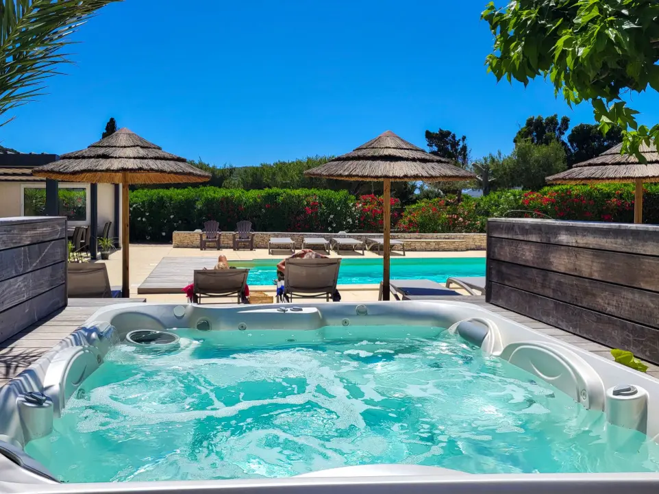 le jacuzzi de hotel padolo